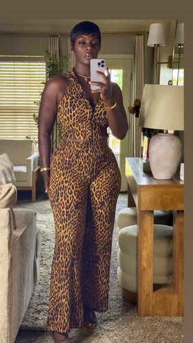 “All The Right Places” Two Piece Set