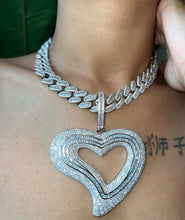 Load image into Gallery viewer, Open Heart Pendant
