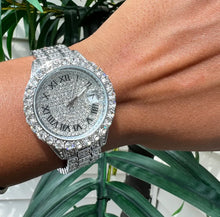 Load image into Gallery viewer, Elegant Diamonds Watch